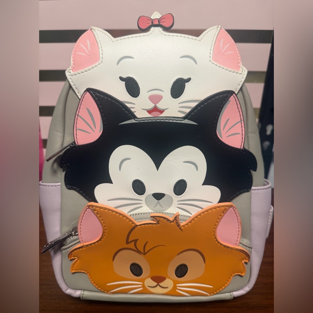 🐱Loungefly Disney Cats Mini Backpack